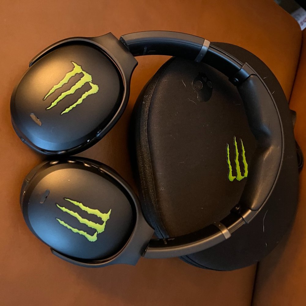 Wireless/bluetooth Headphones